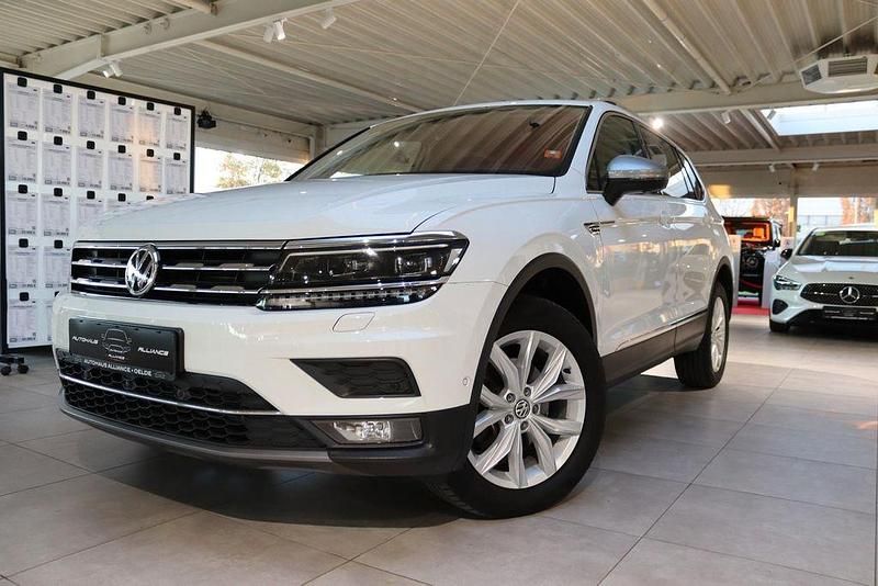 Weiß Gebraucht 2021 VW Tiguan Allspace Highline SUV | 32.990 € (Fairer Preis) - Bild 1/4