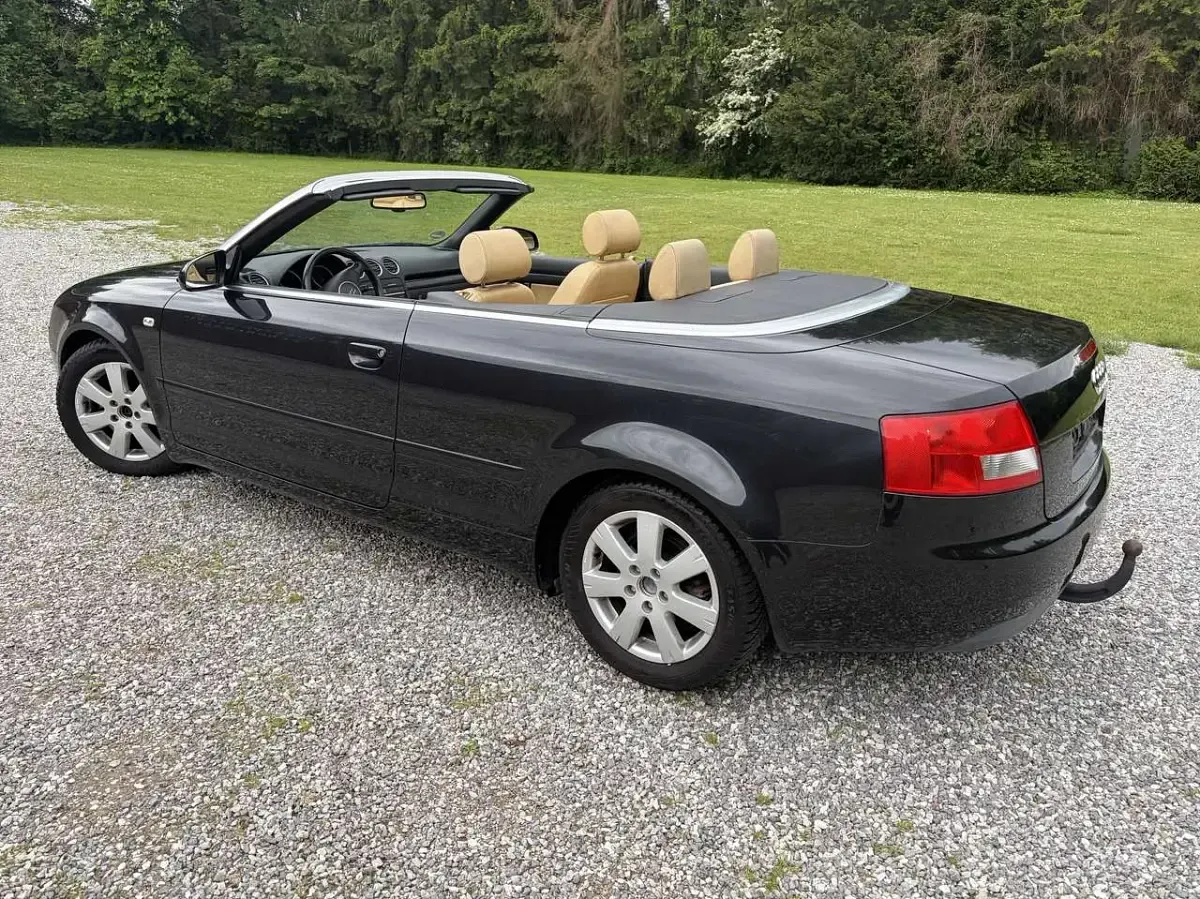 Gebraucht Audi A4 Cabriolet 163 PS (119 kW) 2005 Schwarz Cabrio