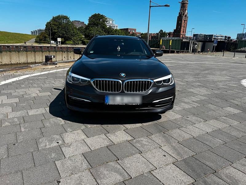 Gebraucht BMW 530 M Performance 400 PS (294 kW) 2020 Schwarz Kombi