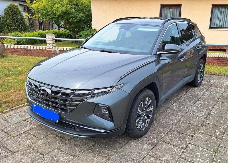 Grau Gebraucht 2023 Hyundai Tucson Trend SUV | 28.490 € (Superpreis) - Bild 1/4