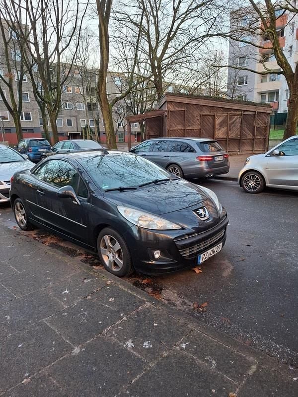 Schwarz Gebraucht 2011 Peugeot 207 CC Cabrio | 1.499 € (Superpreis) - Bild 1/4