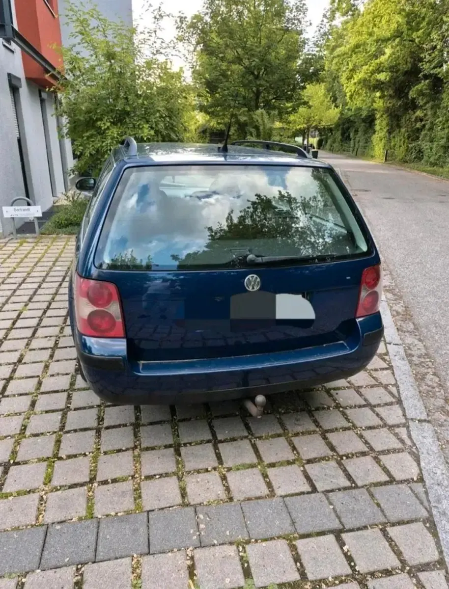 Używany VW Passat 105 KM (77 kW) 2005 Niebieski Kombi