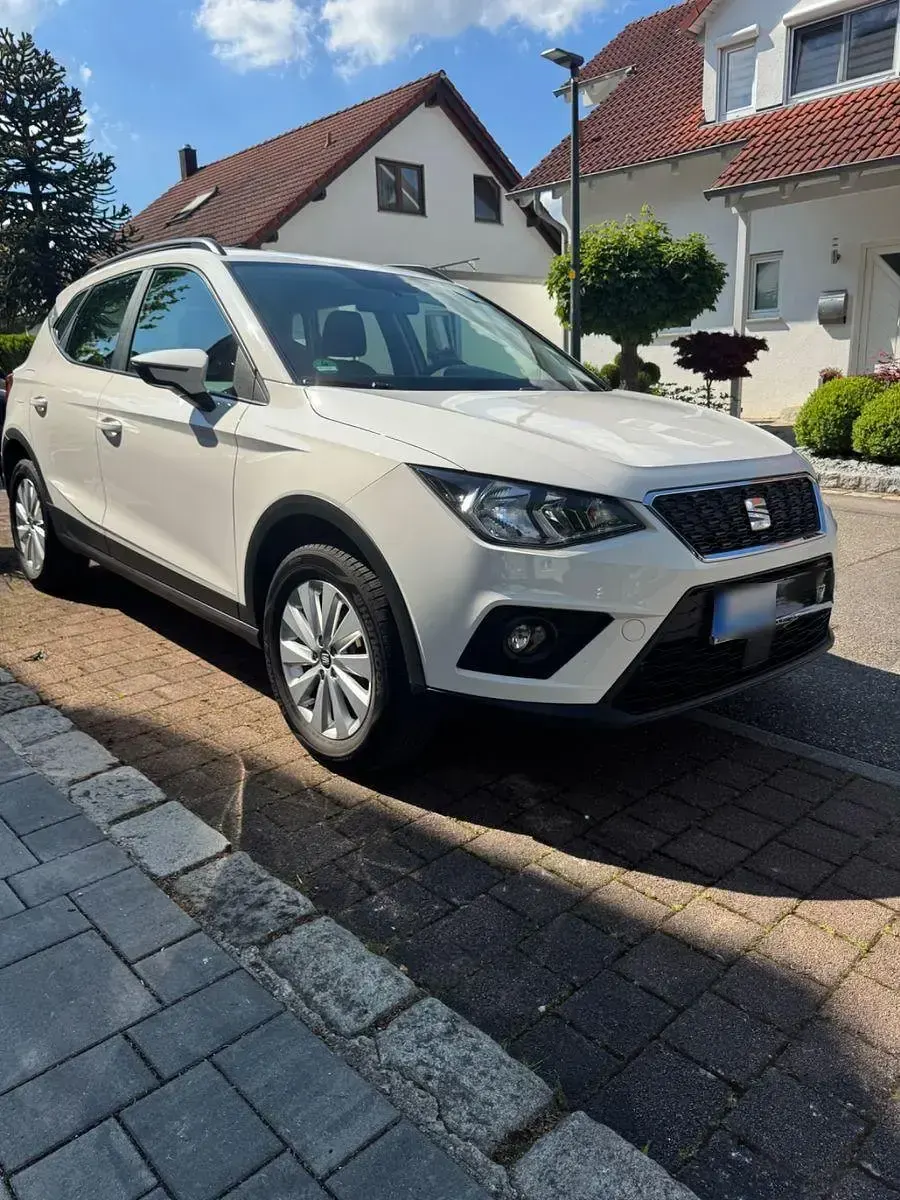 Gebraucht Seat Arona Style 95 PS (69 kW) 2020 Weiß SUV