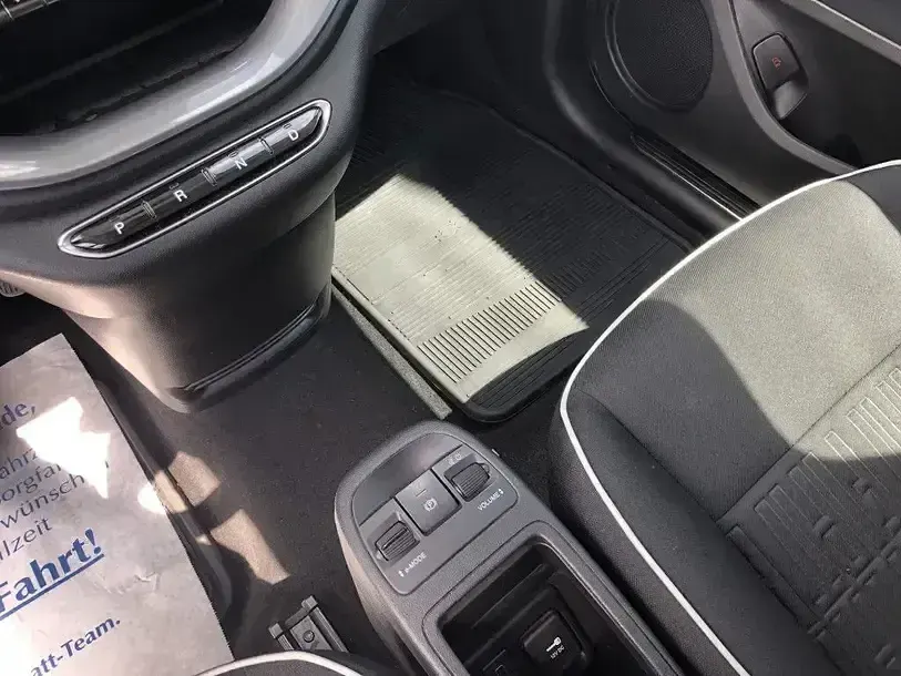 Gebraucht Fiat 500e 86 kW (118 PS) 2024 Weiß Kleinwagen