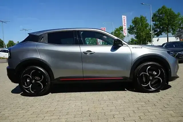 Neu Alfa Romeo Junior 136 PS (100 kW) 2026 Andere SUV