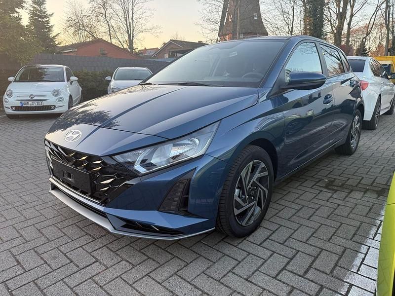 Neu Hyundai i20 Trend 90 PS (66 kW) 2026 Blau Kleinwagen