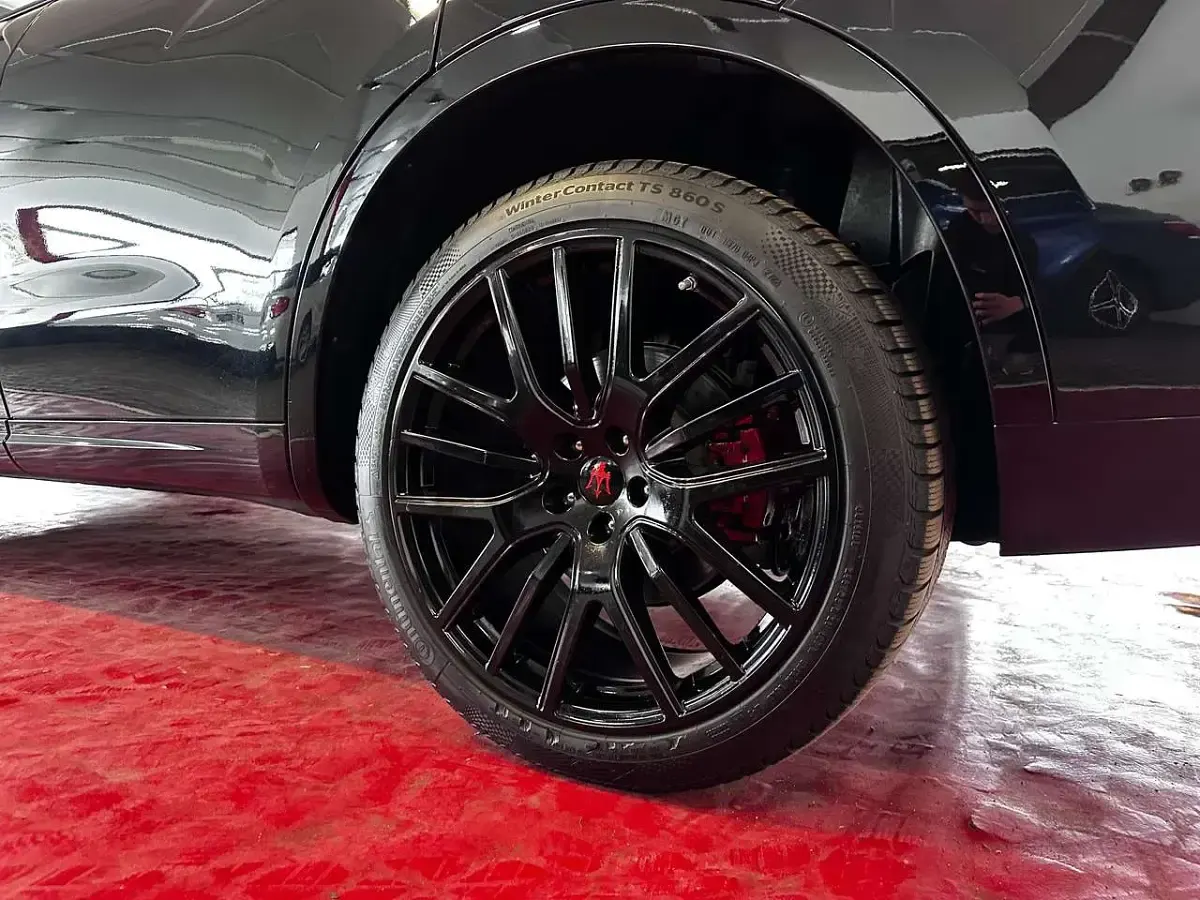 Gebraucht Maserati Levante 275 PS (202 kW) 2018 Schwarz SUV