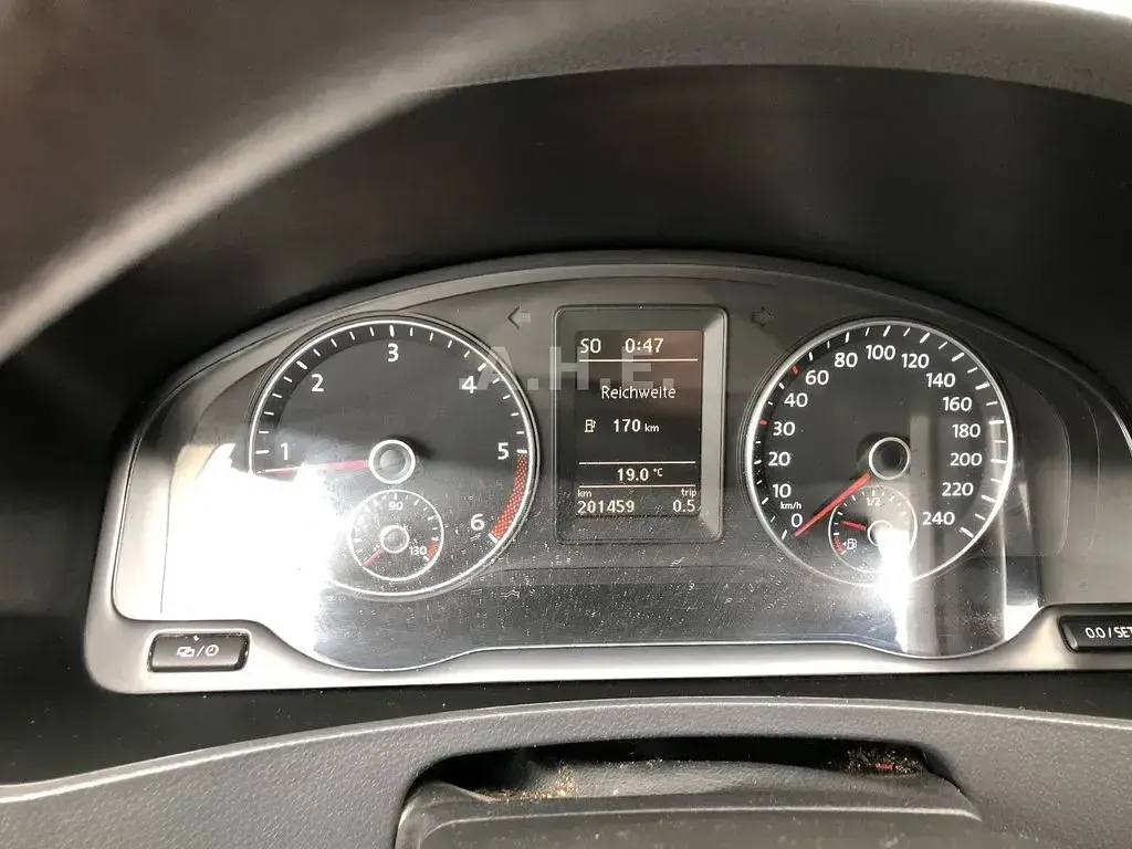 Gebraucht VW Caravelle 140 PS (102 kW) 2012 Weiß Van