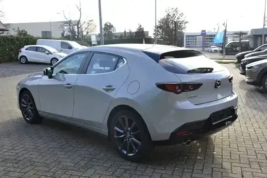 Gebraucht Mazda 3 Center-Line 140 PS (102 kW) 2026 Weiß Limousine