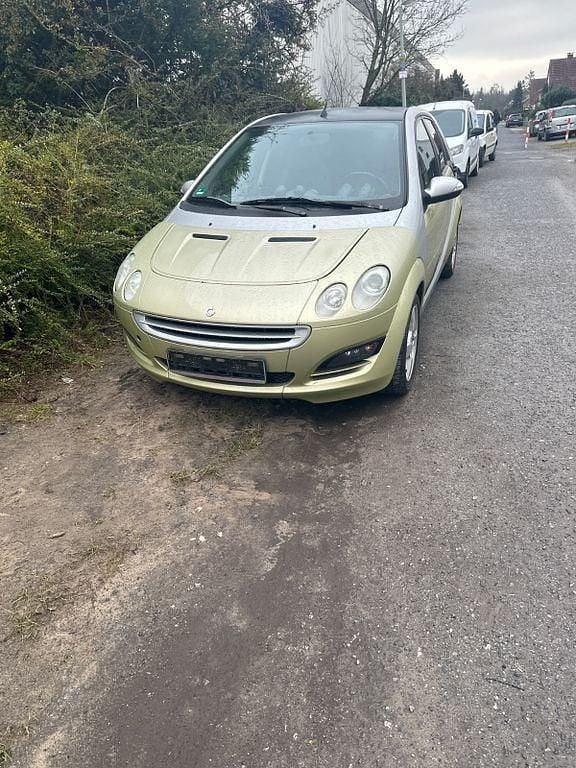 Gold Gebraucht 2006 Smart ForFour Kleinwagen | 1.950 € (Guter Preis) - Bild 1/4