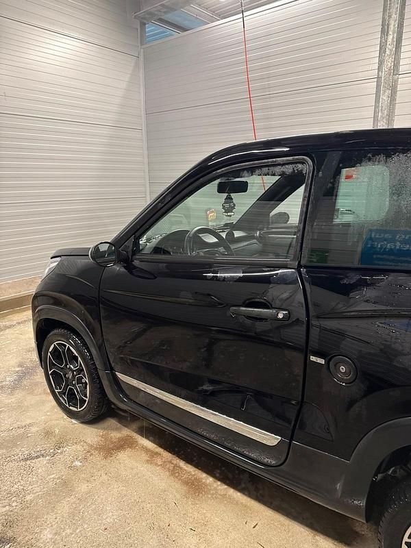 Gebraucht Ligier JS60 15 PS (11 kW) 2022 Schwarz Kleinwagen