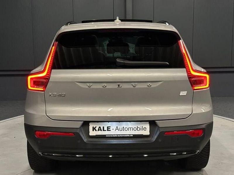Second-hand Volvo XC40 Ultimate 300 kW (408 CP) 2022 Gri SUV