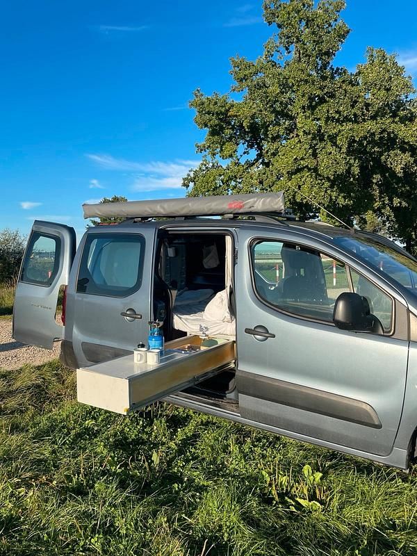 Gebraucht Peugeot Partner 90 PS (66 kW) 2008 Grau Van / Kleinbus