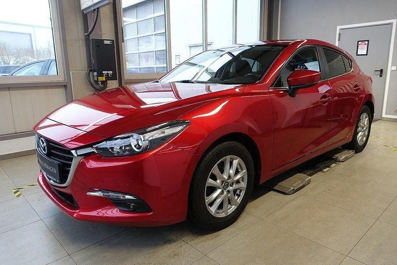 Gebraucht Mazda 3 120 PS (88 kW) 2017 Rot Limousine