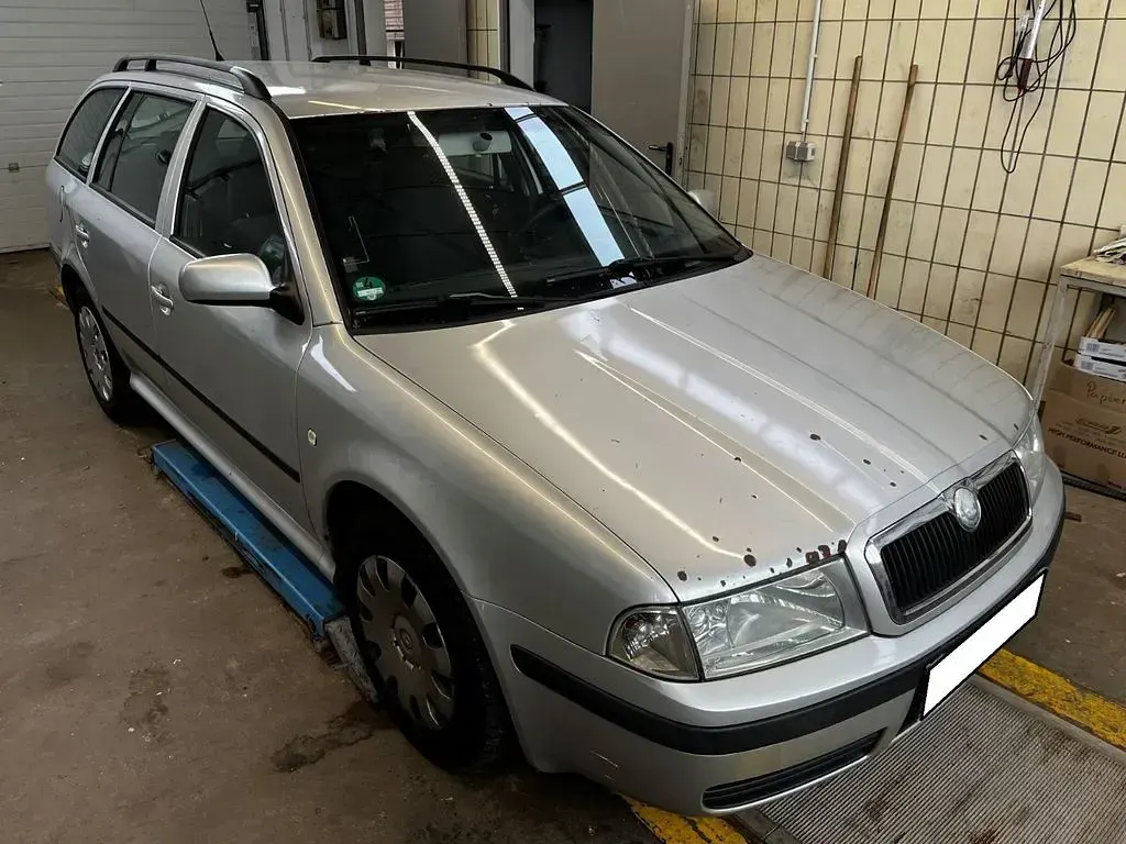 Gebraucht Skoda Octavia Tour 101 PS (74 kW) 2007 Silber Kombi