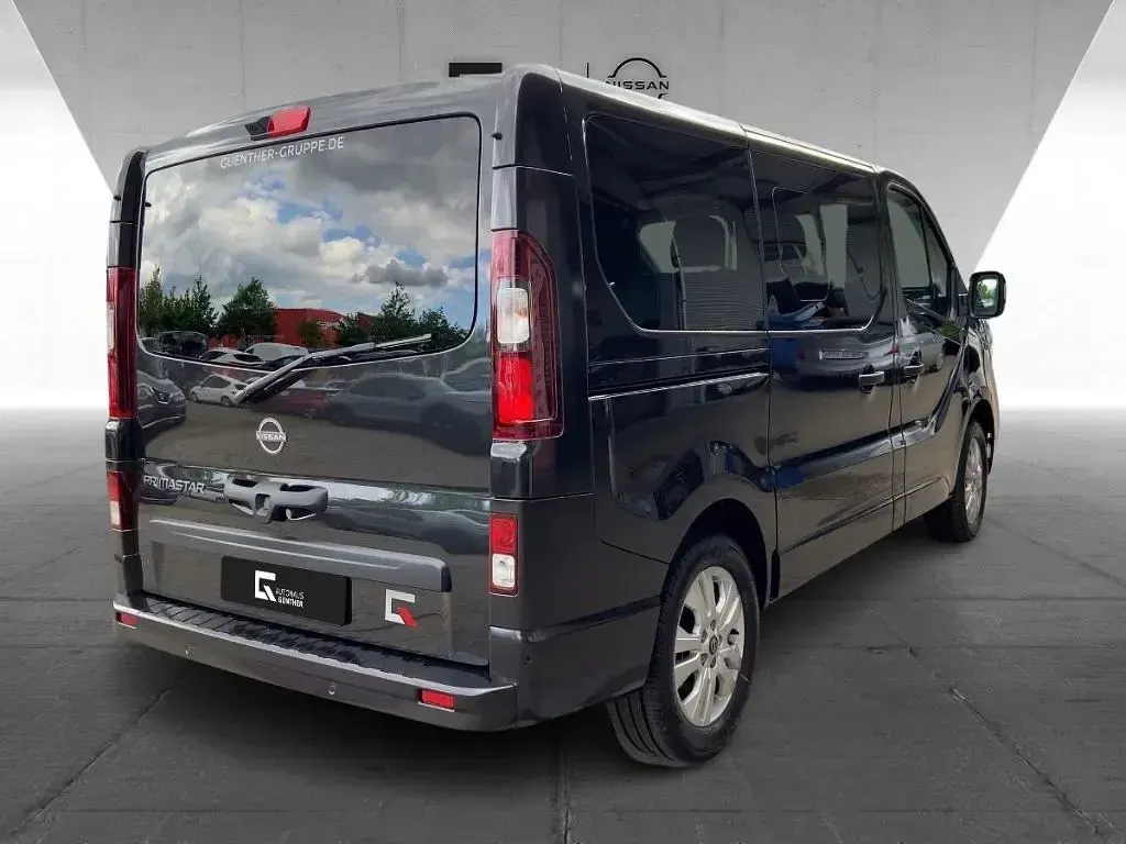 Gebraucht Nissan Primastar Tekna 170 PS (125 kW) 2026 Schwarz Van / Kleinbus