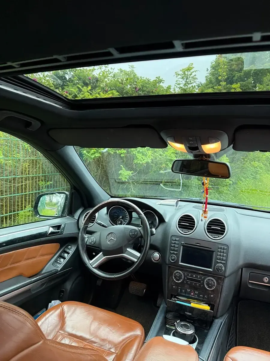 Gebraucht Mercedes ML350 AMG 224 PS (164 kW) 2010 Schwarz SUV