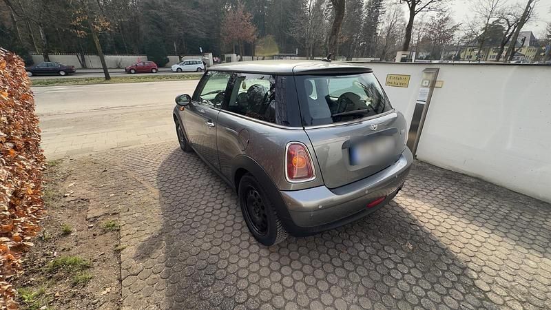 Gebraucht Mini ONE 95 PS (69 kW) 2009 Grau Kleinwagen