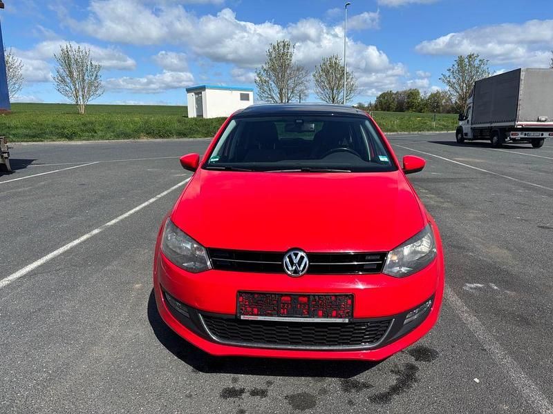 Second-hand VW Polo 105 CP (77 kW) 2013 Roșu Hatchback