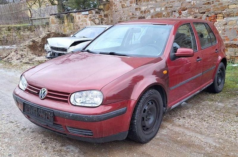 Gebraucht VW Golf 101 PS (74 kW) 1998 Rot Limousine