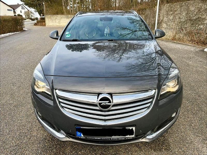 Grau Gebraucht 2013 Opel Insignia Edition Kombi | 6.500 € (Fairer Preis) - Bild 1/4
