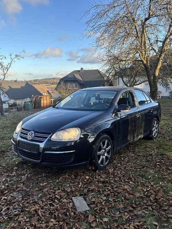 Gebraucht VW Jetta Comfortline 102 PS (75 kW) 2006 Silber Limousine