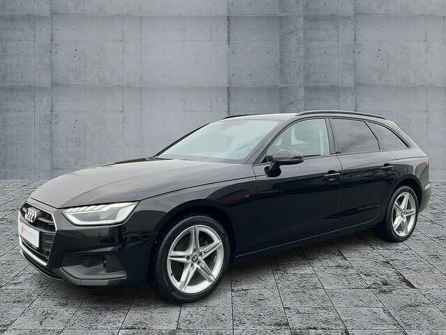Gebraucht Audi A4 Sport 163 PS (119 kW) 2022 Brillantschwarz Kombi