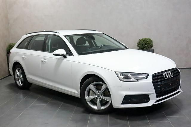 Gebraucht Audi A4 Sport 190 PS (139 kW) 2019 Weiß Kombi