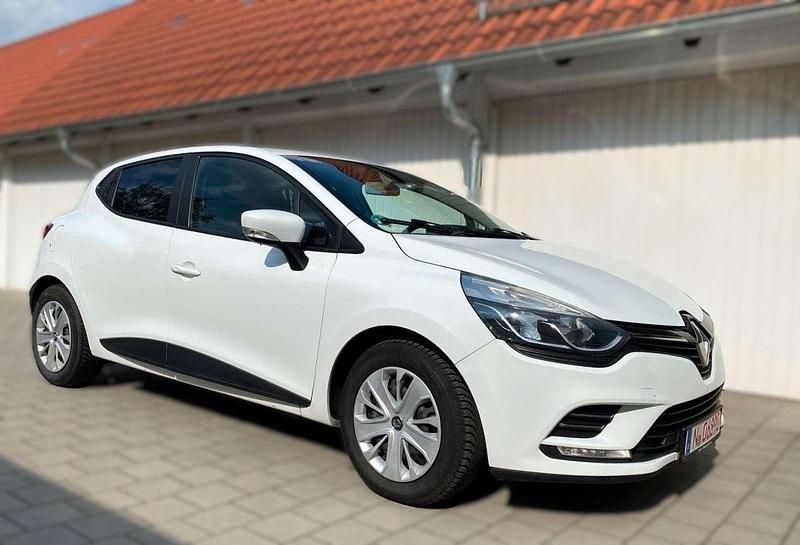 Gletscherweiss Gebraucht 2017 Renault Clio IV Kleinwagen | 6.430 € (Guter Preis) - Bild 1/4