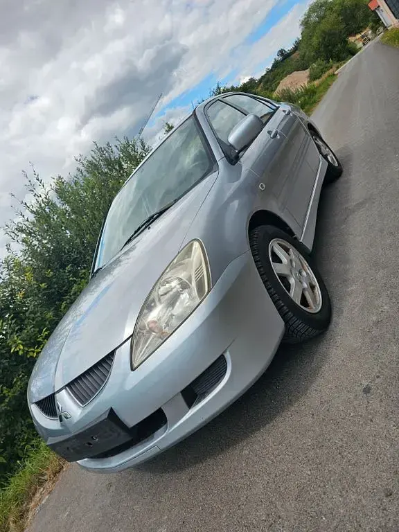 Gebraucht Mitsubishi Lancer Comfort Edition 98 PS (72 kW) 2004 Silber Limousine