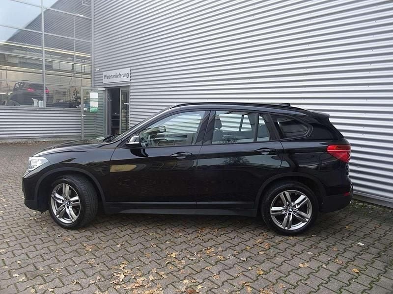 Gebraucht BMW X1 Advantage 140 PS (102 kW) 2022 Schwarz SUV