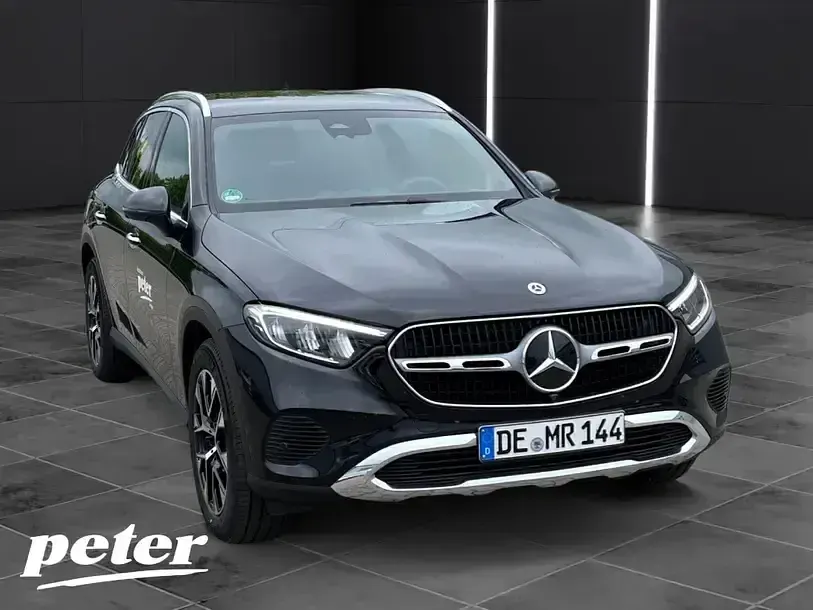 Gebraucht Mercedes GLC200 Avantgarde 204 PS (150 kW) 2026 Metalliclack obsidianschwarz m SUV