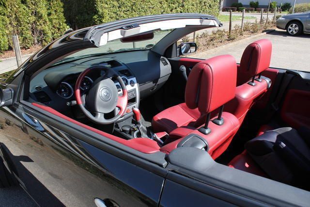 Gebraucht Renault Mégane Cabriolet Dynamique 113 PS (83 kW) 2004 Schwarz metallic Cabrio