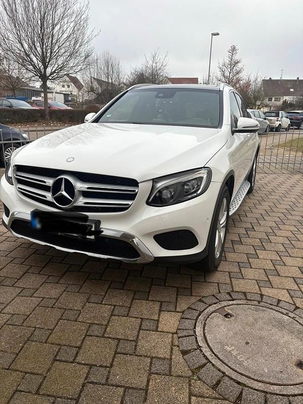 Gebraucht Mercedes GLC250 204 PS (150 kW) 2016 Weiß SUV