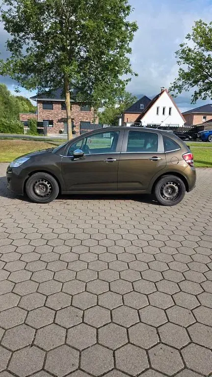 Gebraucht Citroën C3 82 PS (60 kW) 2014 Braun Kleinwagen