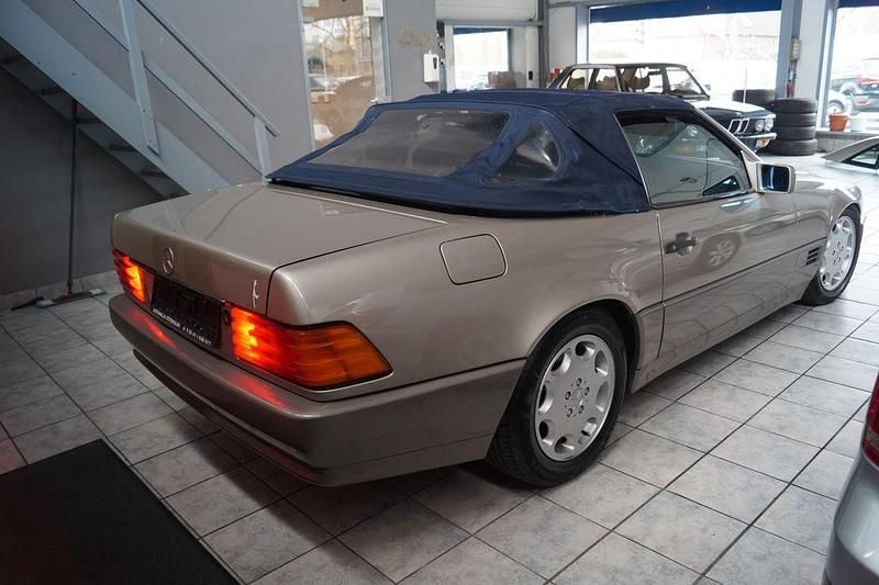 Gebraucht Mercedes SL300 231 PS (169 kW) 1990 Gold Cabrio