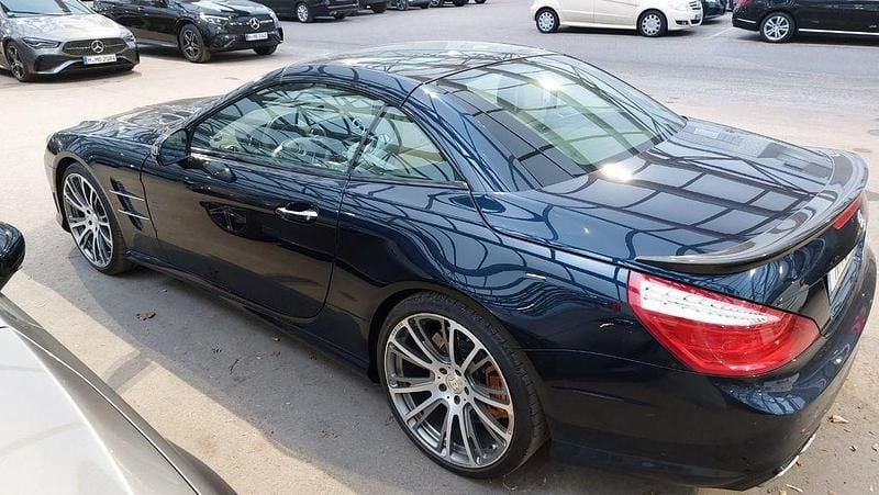 Blau Gebraucht 2012 Mercedes SL63 AMG AMG Cabrio | 69.900 € - Bild 1/4