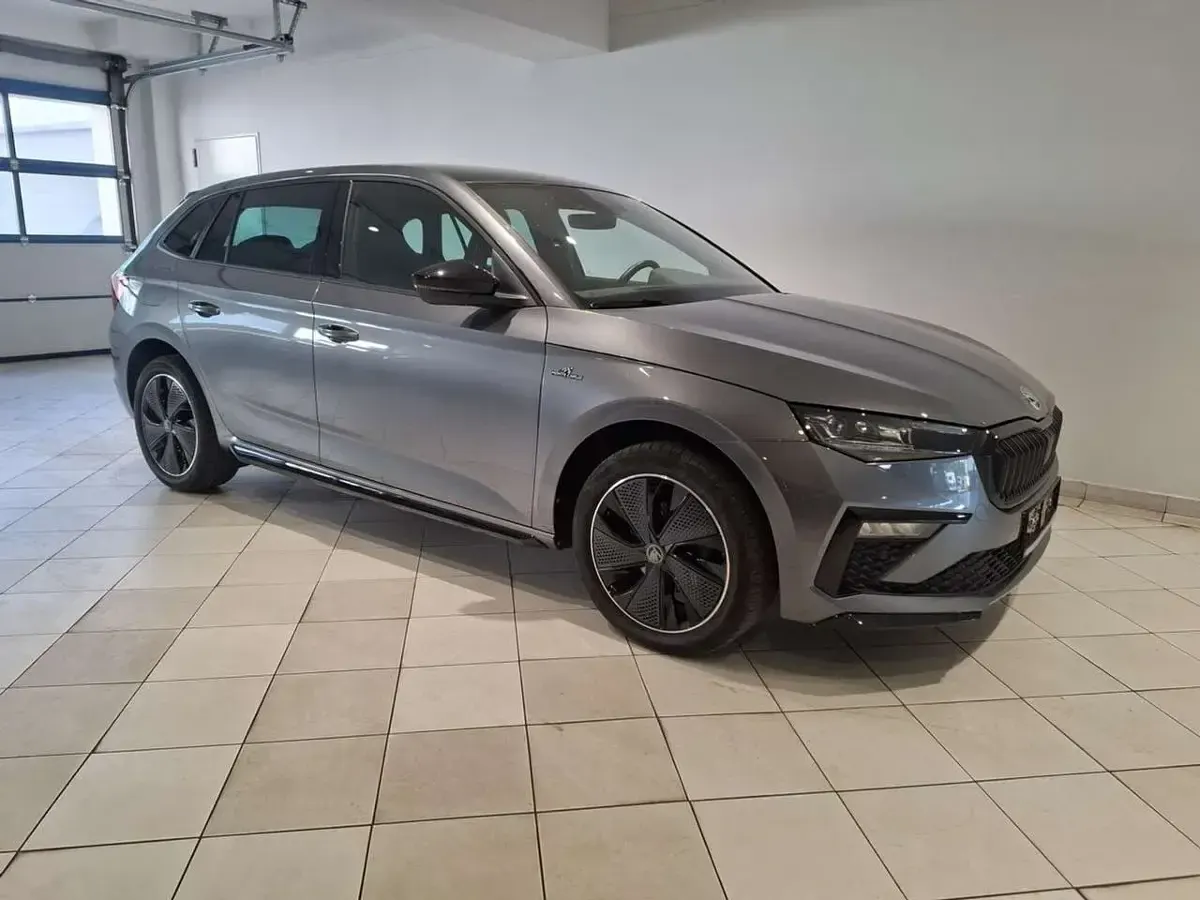 Gebraucht Skoda Scala Monte Carlo 116 PS (85 kW) 2025 Grau Kleinwagen
