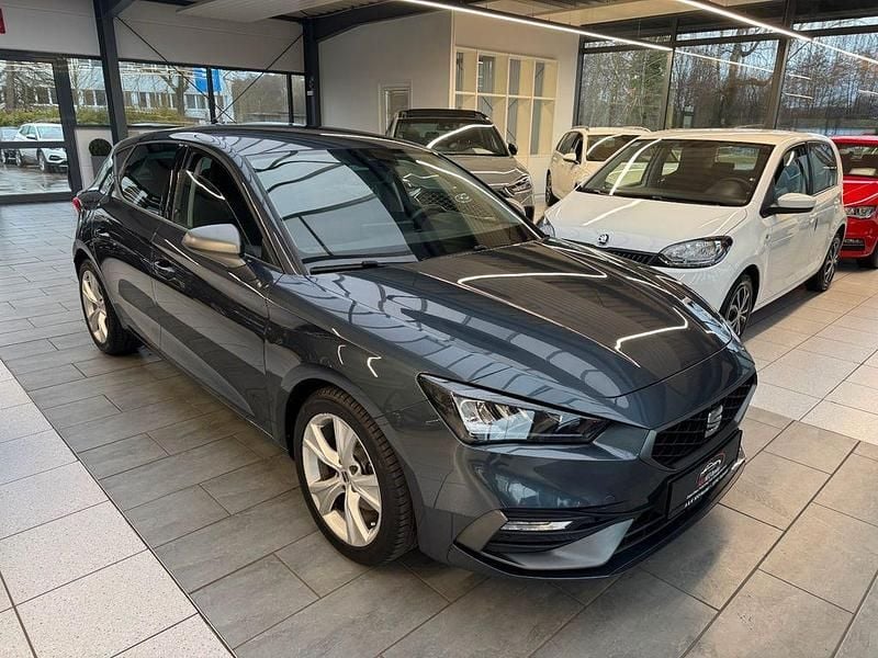 Gebraucht Seat Leon FR 150 PS (110 kW) 2022 Grau Limousine