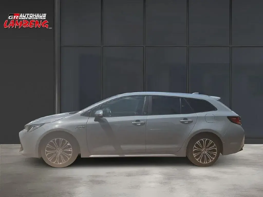 Gebraucht Toyota Corolla Team 184 PS (135 kW) 2021 Grau Kombi