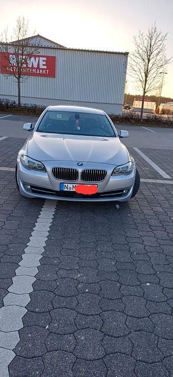 Gebraucht BMW 530 245 PS (180 kW) 2010 Silber Limousine