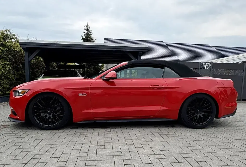 Gebraucht Ford Mustang GT Convertible 421 PS (309 kW) 2017 Rot Cabrio