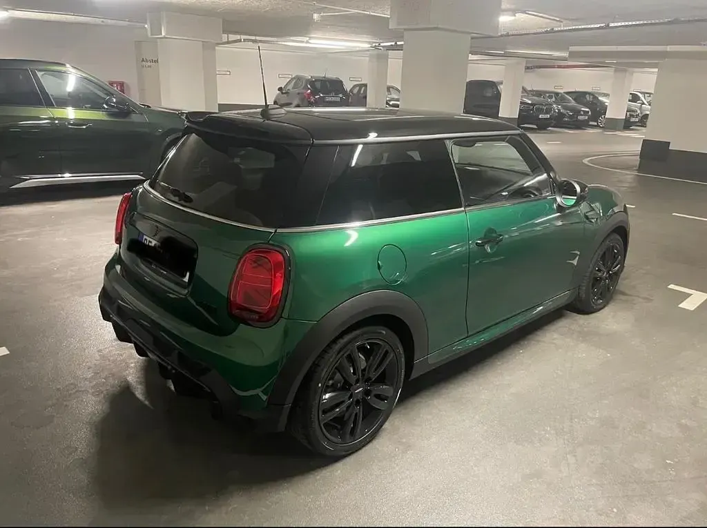 Gebraucht Mini John Cooper Works 136 PS (100 kW) 2023 Grün Kleinwagen