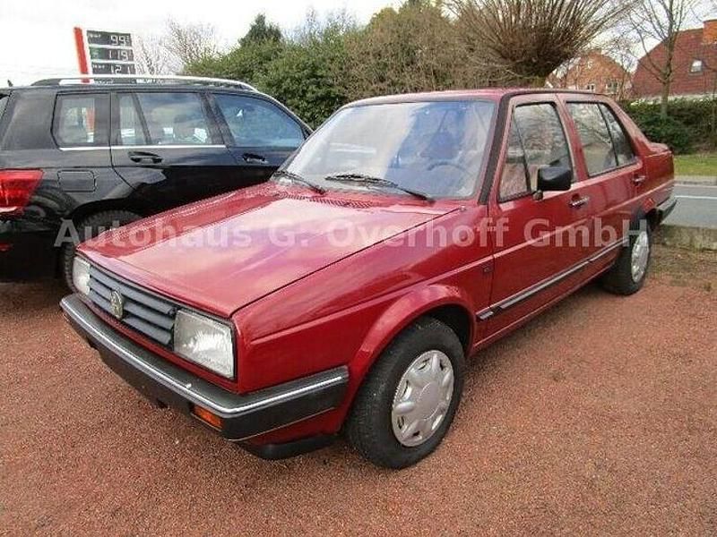 Second-hand VW Jetta 54 CP (39 kW) 1984 Roșu Berlinǎ