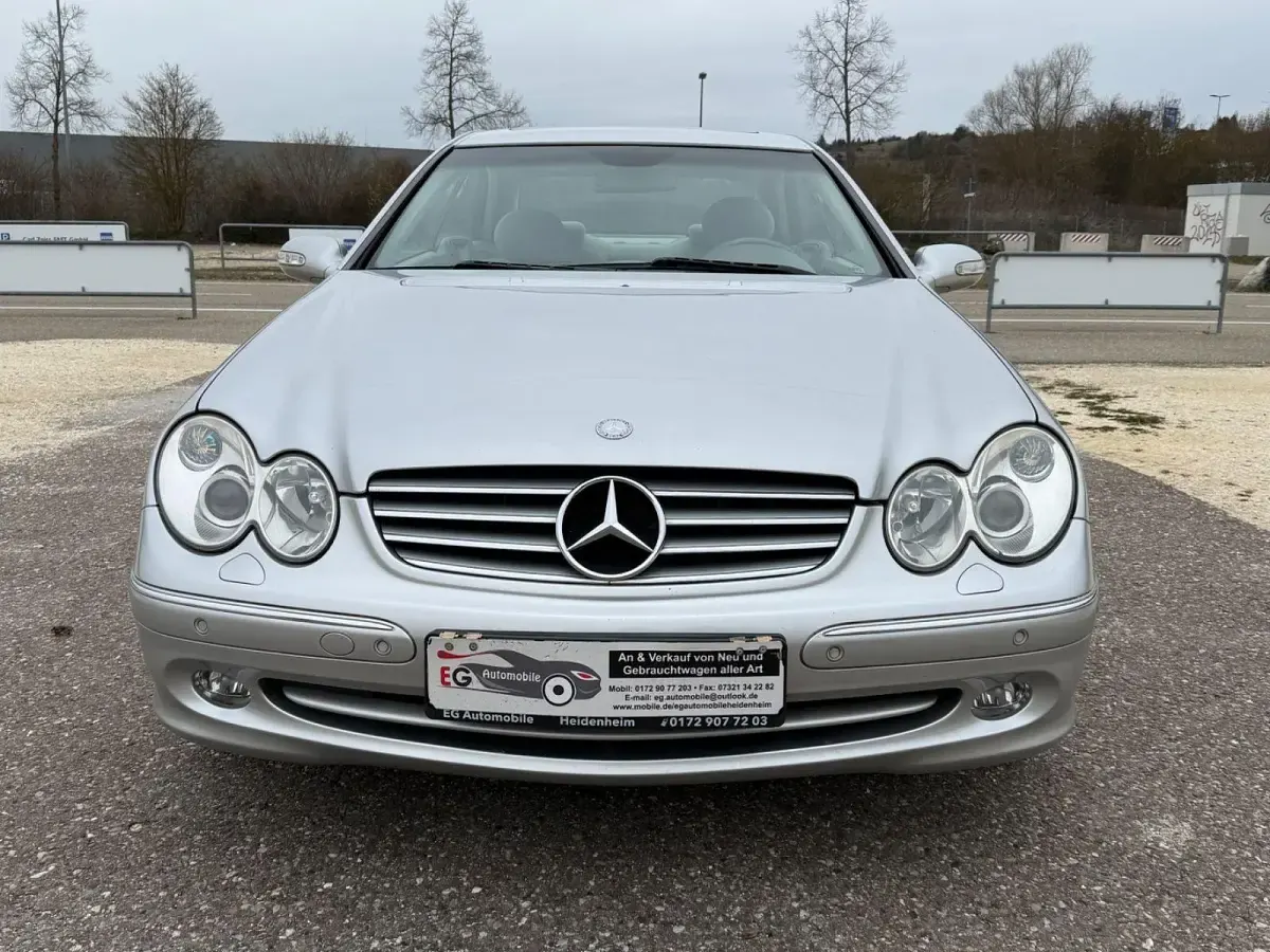 Gebraucht Mercedes CLK320 Elegance 218 PS (160 kW) 2002 Silber Coupé