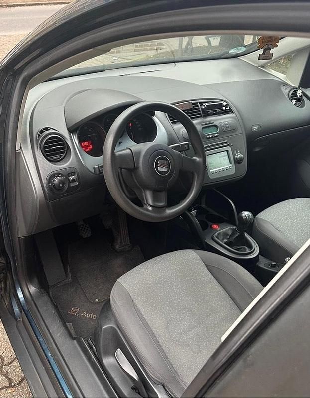 Gebraucht Seat Altea 102 PS (75 kW) 2006 Blau Van / Kleinbus