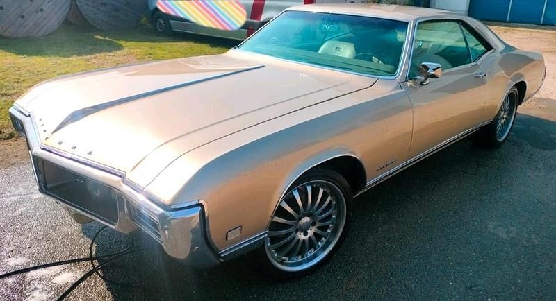Silber Gebraucht 1968 Buick Riviera Coupé | 24.600 € - Bild 1/4