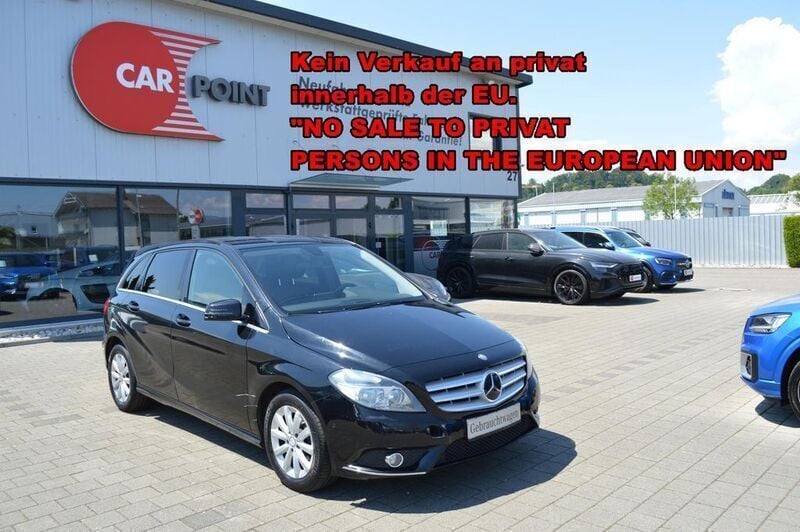 Schwarz Gebraucht 2012 Mercedes B180 Van / Kleinbus | 3.990 € (Superpreis) - Bild 1/4