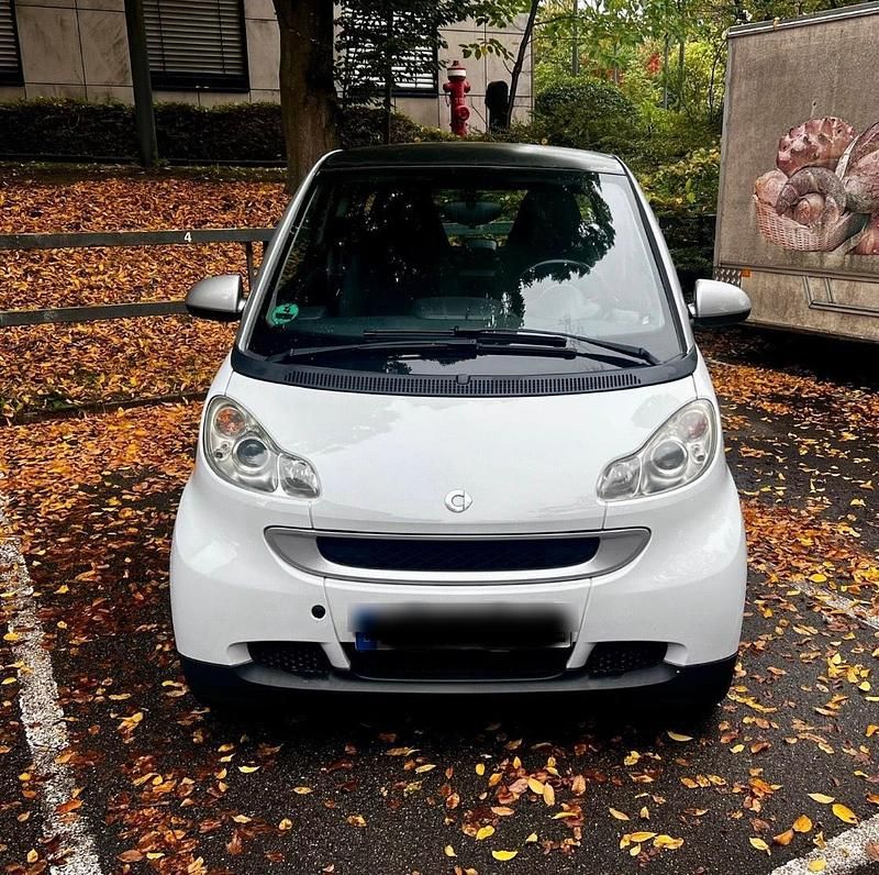 Grau Gebraucht 2008 Smart ForTwo Coupé Coupé | 3.800 € (Guter Preis) - Bild 1/4