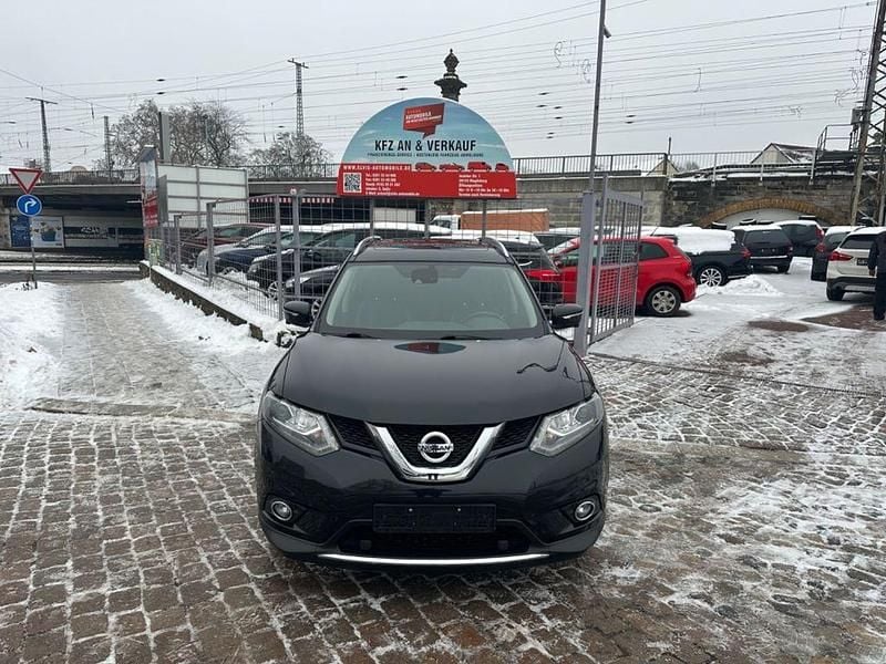 Gebraucht Nissan X-Trail Tekna 177 PS (130 kW) 2017 Schwarz SUV
